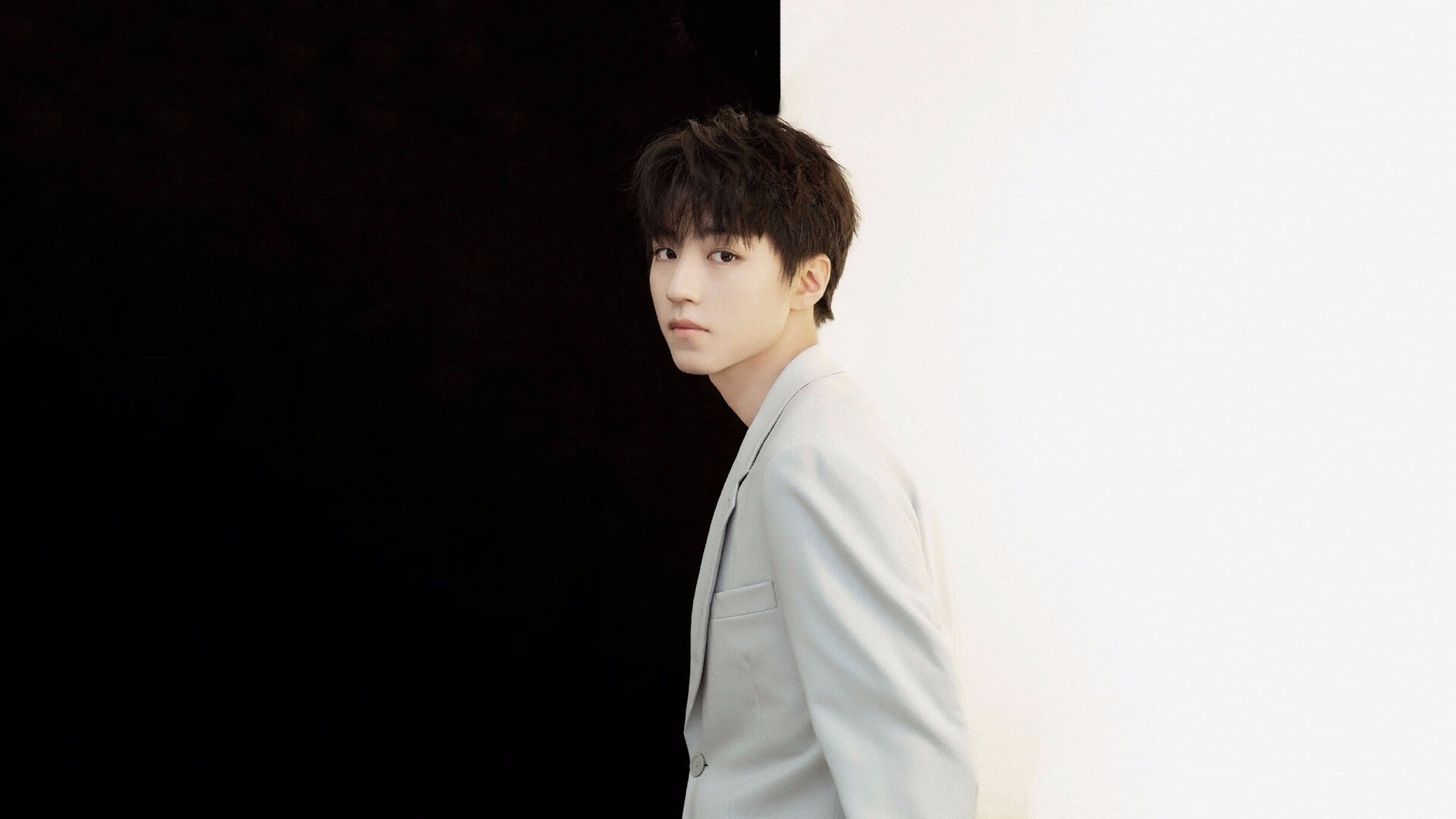 凝聚胜利的“团队力量”,万众一心迎冠军,凝聚团队力量视频