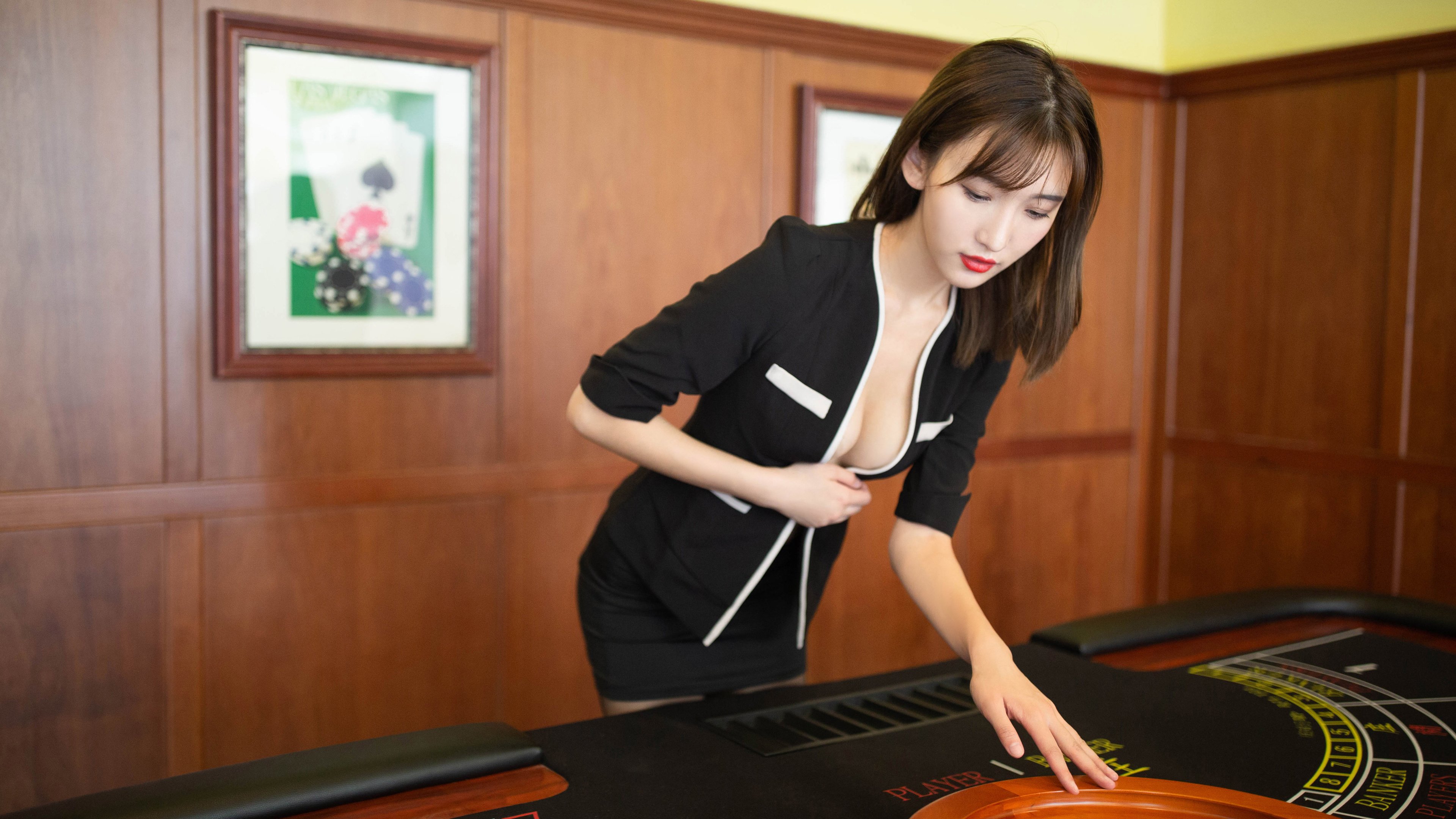 瓜帅酝酿权健冲击，巴萨迎新挑战，瓜帅驱散4年阴霾带队闯决赛 上一次还是十年前巴萨