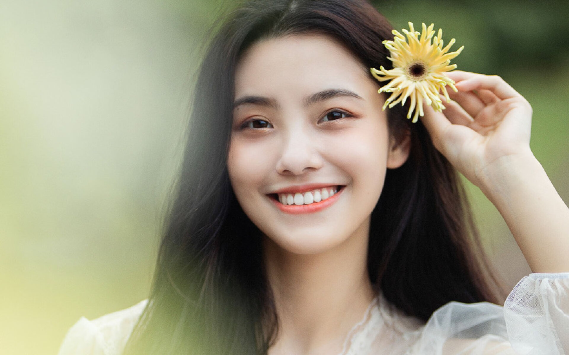 雄鹿主帅称赞球队防守端表现,强调继续努力,雄鹿队的防守